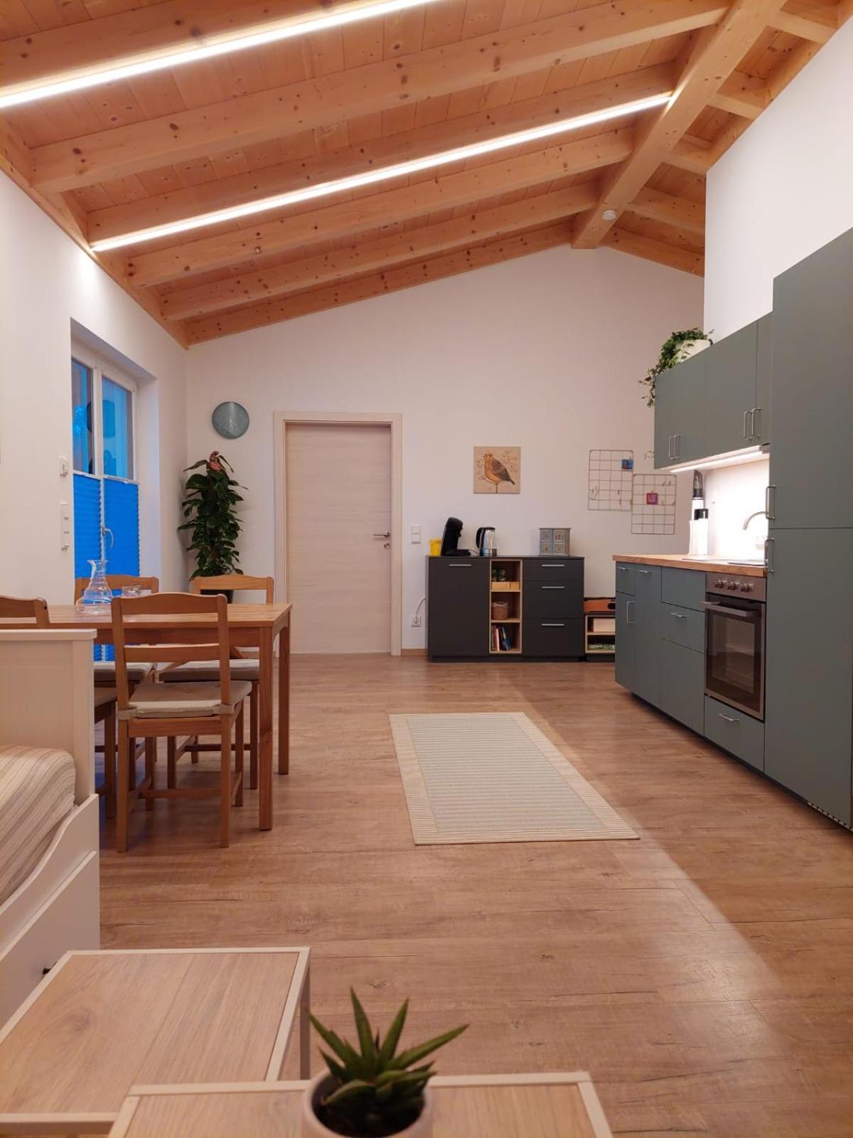 Zimmerle Apartment *
